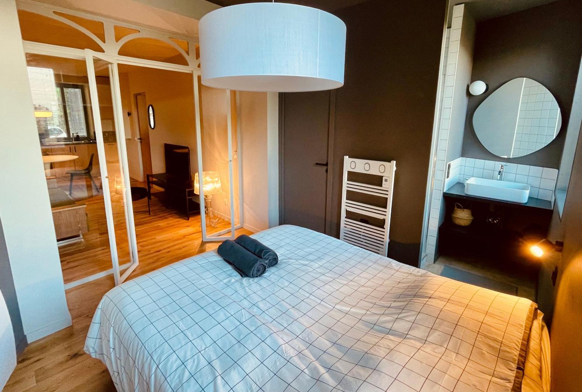 Les Suites D'Angouleme - Proche Gare Et Centre Ville - Haut De Gamme Eksteriør billede